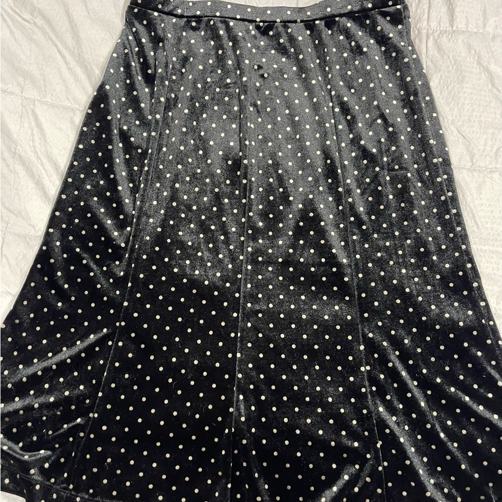 Susan Graver Black velvet A-Line Skirt with Cream Dots